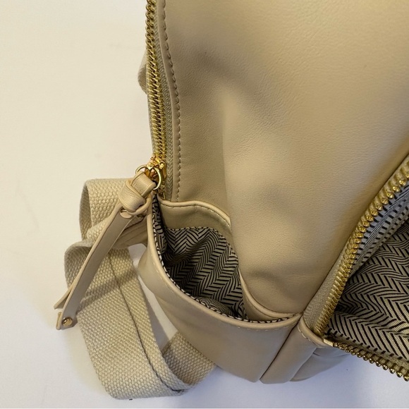 Urban Expressions Cream Quilted Backpack - Picture 8 of 13